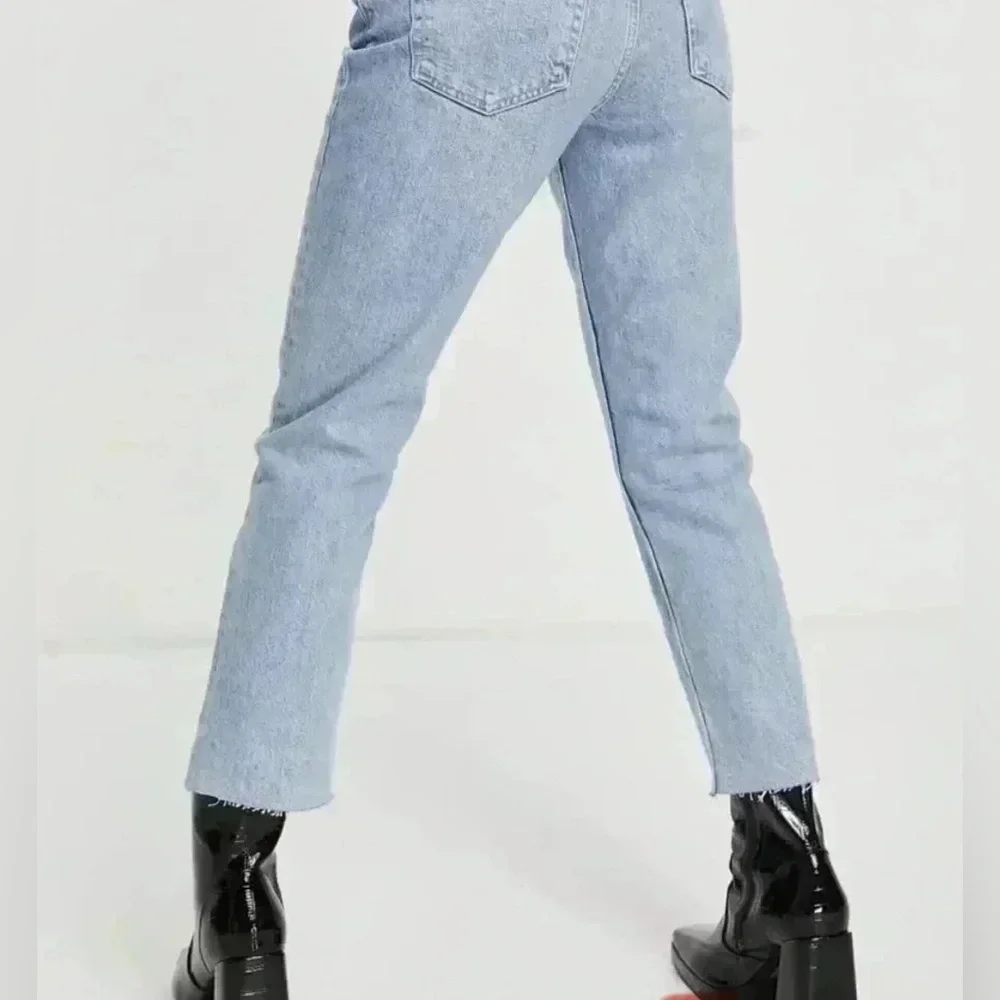 Topshop Jeans Denim Straight Leg Raw Frayed Hem Light Acid Wash - Picture 2 of 8